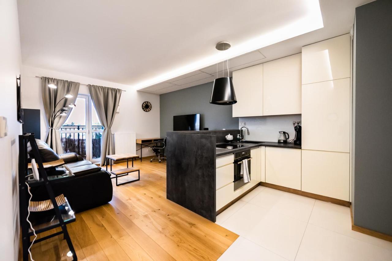 Bakalarska Modern Apartment Varşovia Exterior foto